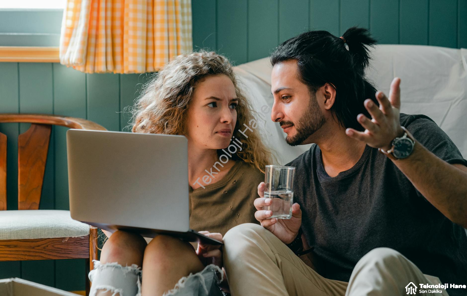 Hızlı Sözlük Haberleriyle Gelişmeleri Anında Takip Etme İmkanı